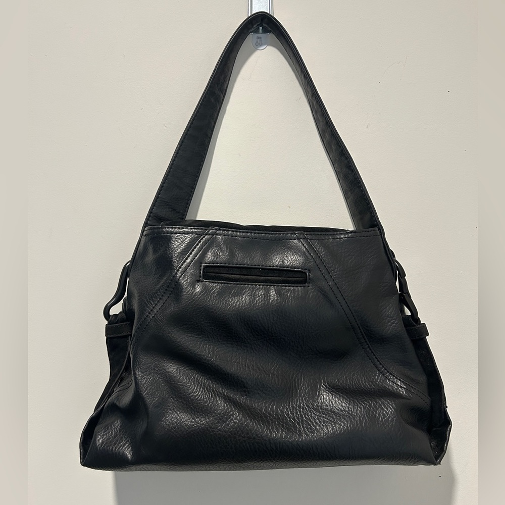 MATT & NAT VEGAN & CRUELTY FREE Shoulder Bag - Picture 4 of 7
